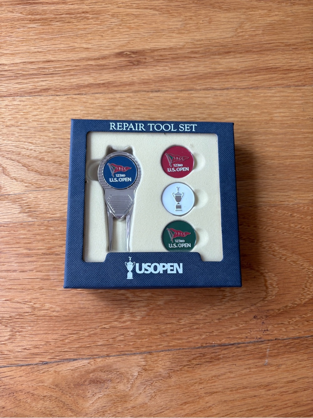 U.S. Open 123rd LACC Men’s Golf Repair Tool Set with Red, Blue & Green Markers